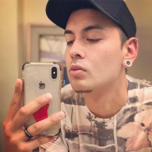 Meet your Posher, Daniel